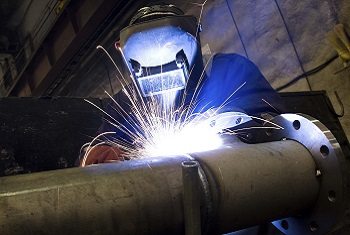 Continuing Education-Feat Image pipe fitter student training