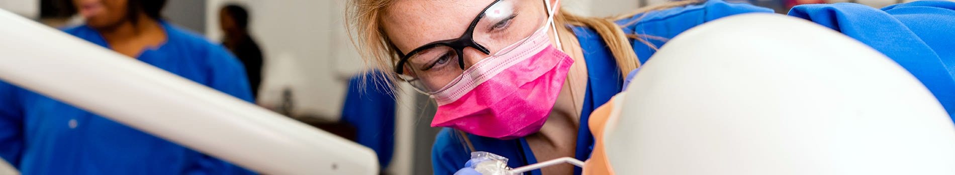 Dental-Assisting-Program-Hero-Image-Opt2-MTI Dental-Assisting-Program-Hero-Image-Opt2-MTI